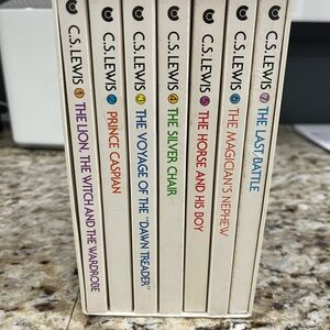 C.S. Lewis Book Set - The Chronicles of Narnia